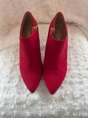 Jessica Simpson Red Suede Pointed-Toe Ankle Booties
